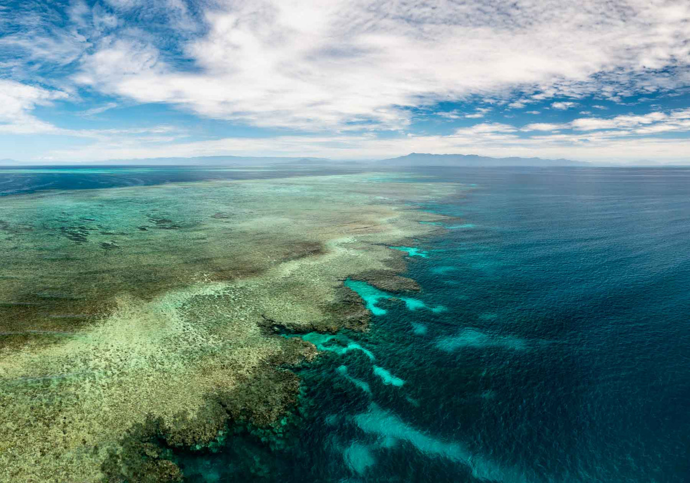 Great barrier reef landscape photograph over rudder reef in the tropics